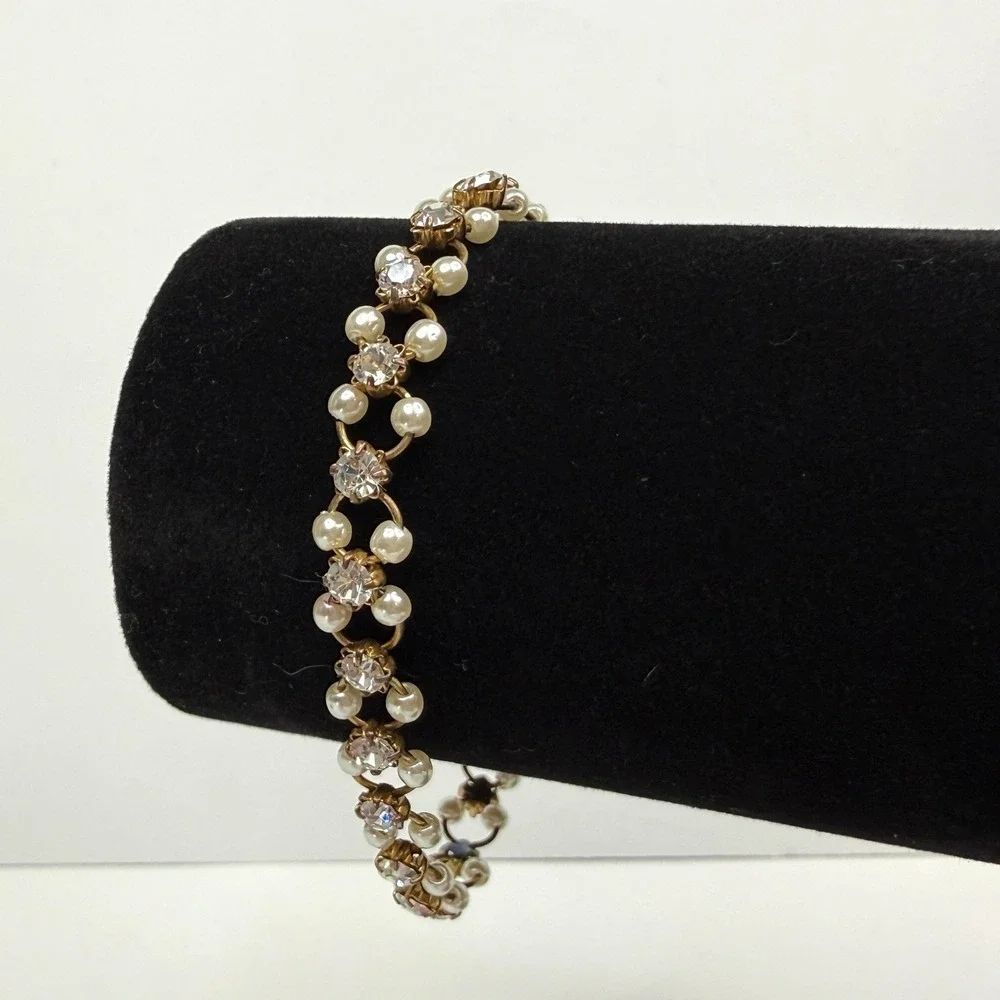 Antique Gold Tone Rhinestone Faux Pearl Bracelet Elegant Fashion Jewelry Sz 7